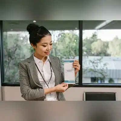 魏雅